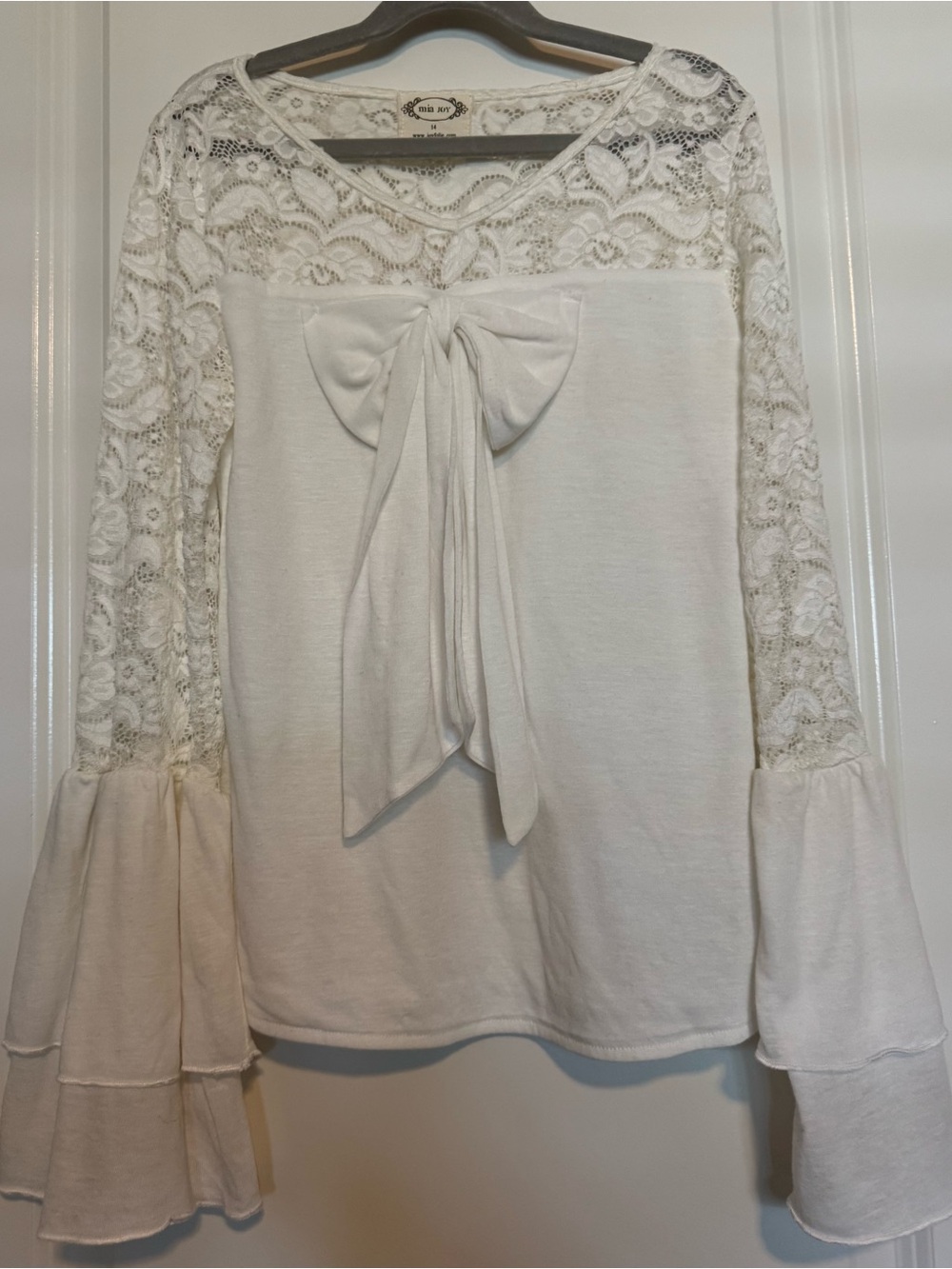 Joyfolie Mia Joy white lace Bowery top, Size 14
